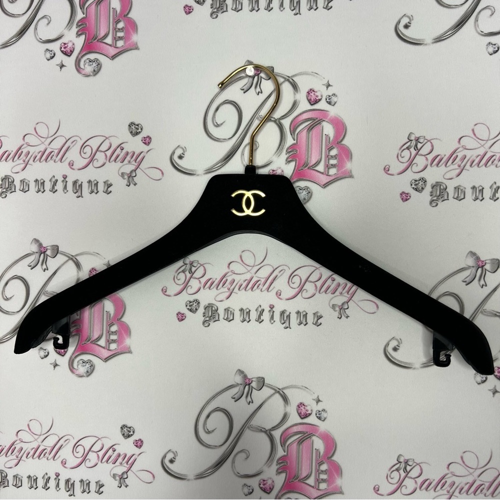 Authentic Chanel hanger velour velvet version plastic black gold logo emblem